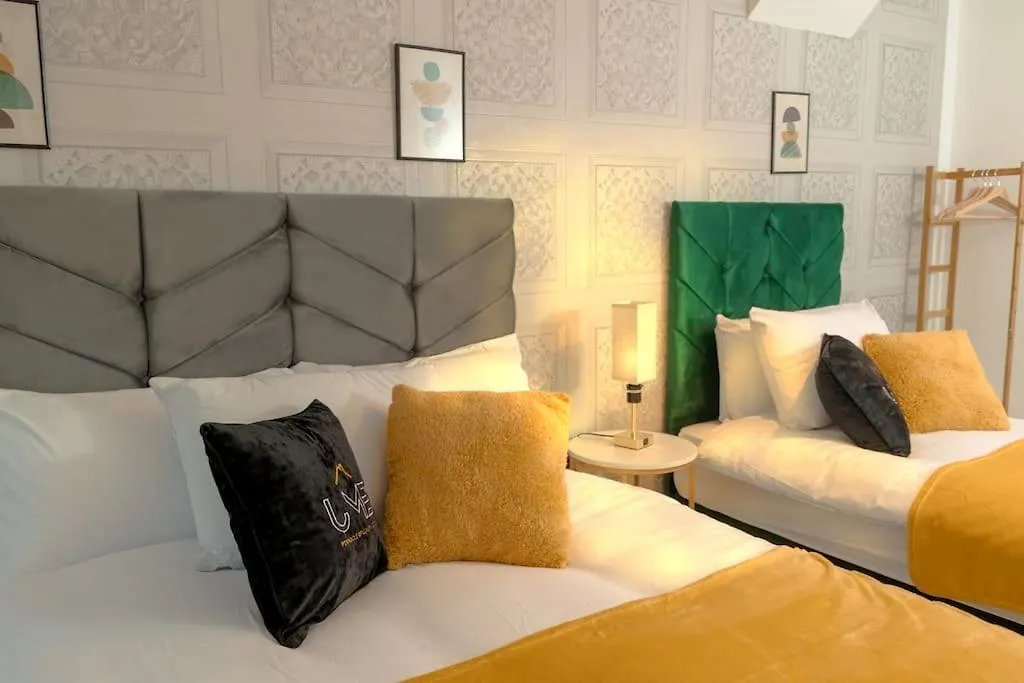 A Cosy, Elegant 3 Bed Suite Leeds  Apartment Leeds (West Yorkshire)