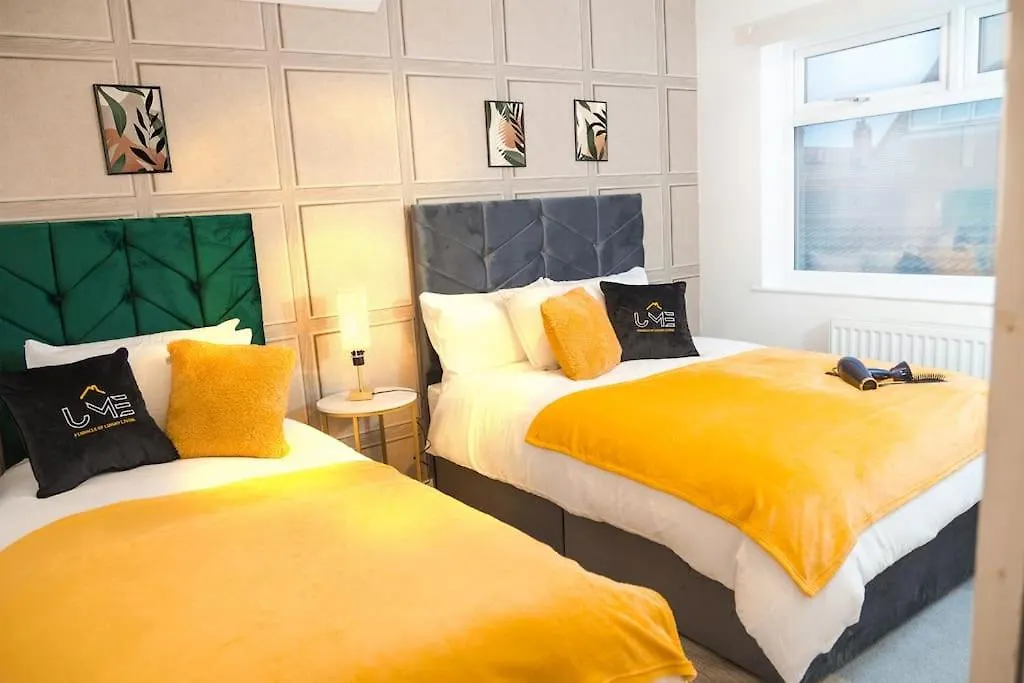 Apartment A Cosy, Elegant 3 Bed Suite Leeds
